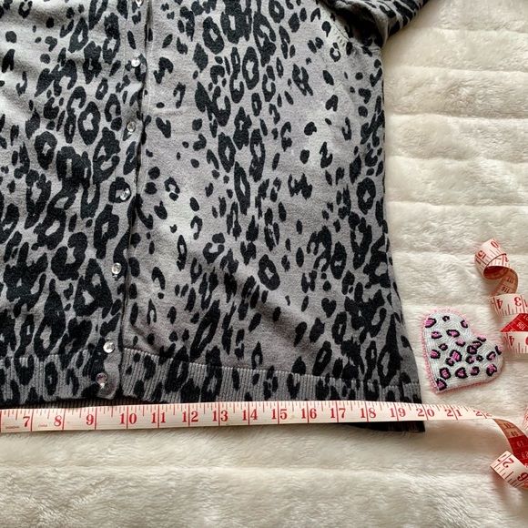 Jessica Ladies Cardigan, Leopard Print cotton with cashmere - Picture 10 of 10